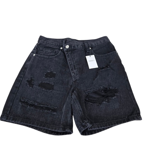 ZARA | Black High Waist Distressed Asymmetrical Shorts - Picture 1 of 5